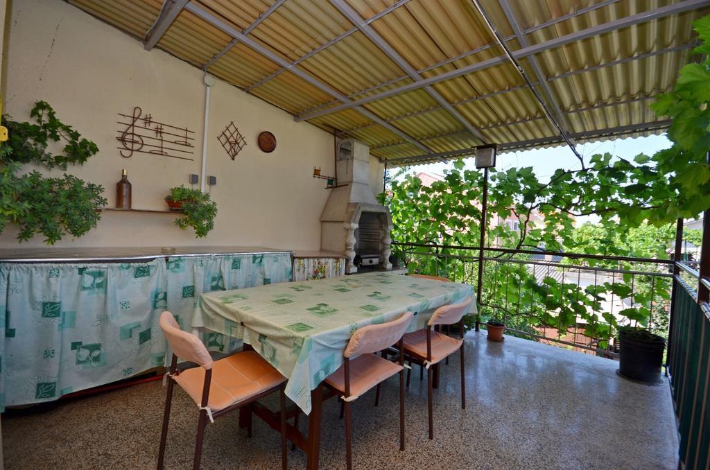 Apartments Amalija Vodice Eksteriør bilde